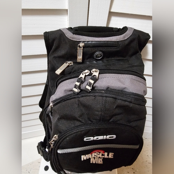 Unisex OGIO backpack with protection part for laptops - Picture 4 of 11